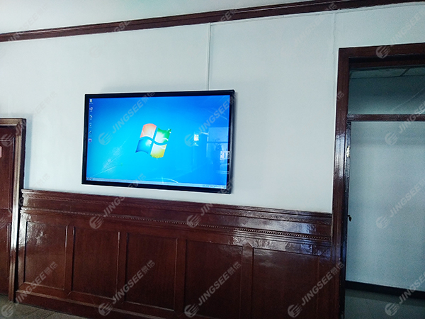 1545124112877693.jpg 65寸觸摸02.jpg