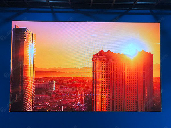 1667802211413134.jpg LED顯示屏2.jpg